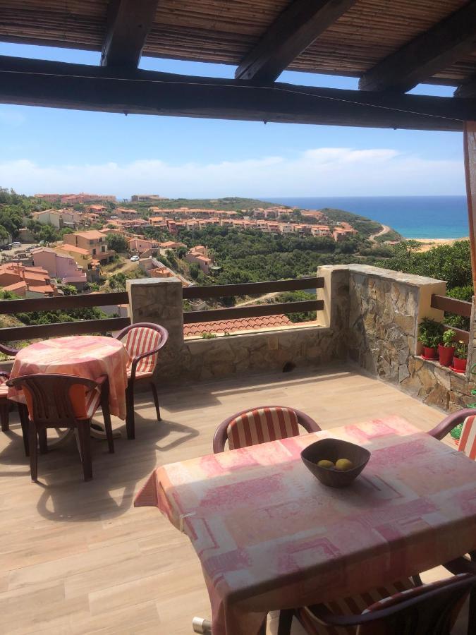 Sardegna-Ferienwohnung Mit Emotionale Meeres Blick Torre dei Corsari Luaran gambar
