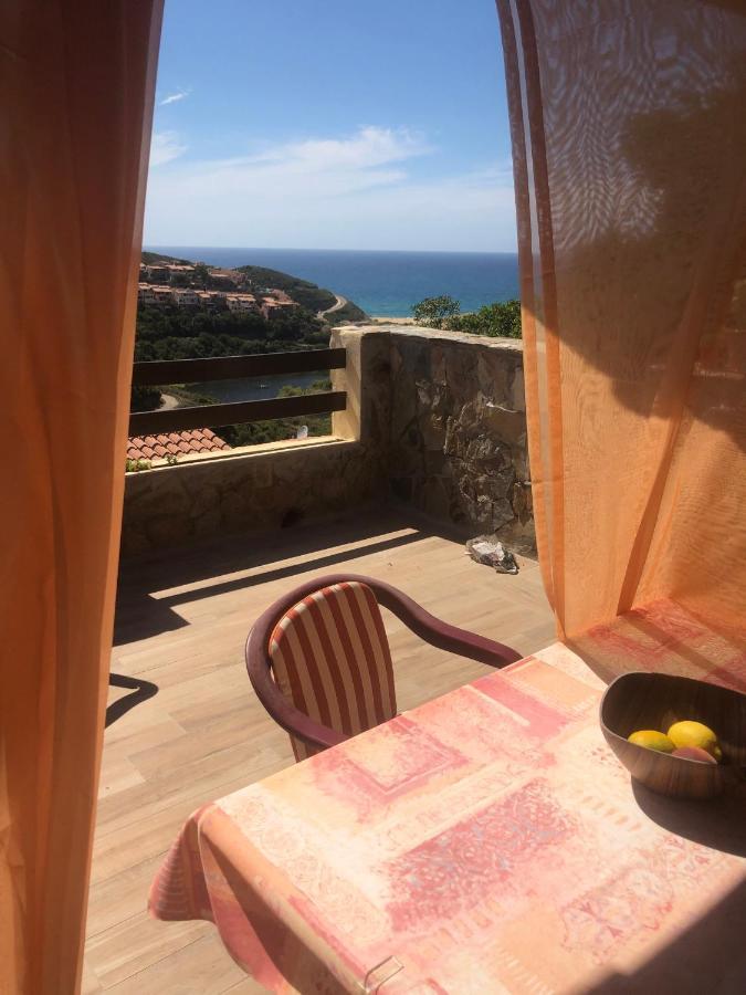 Sardegna-Ferienwohnung Mit Emotionale Meeres Blick Torre dei Corsari Luaran gambar